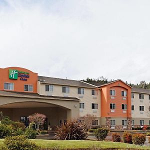 Holiday Inn Express & Suites Canyonville